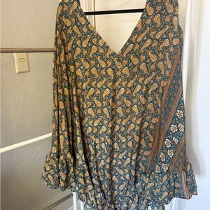 Paisley Print V-Neck Cape
